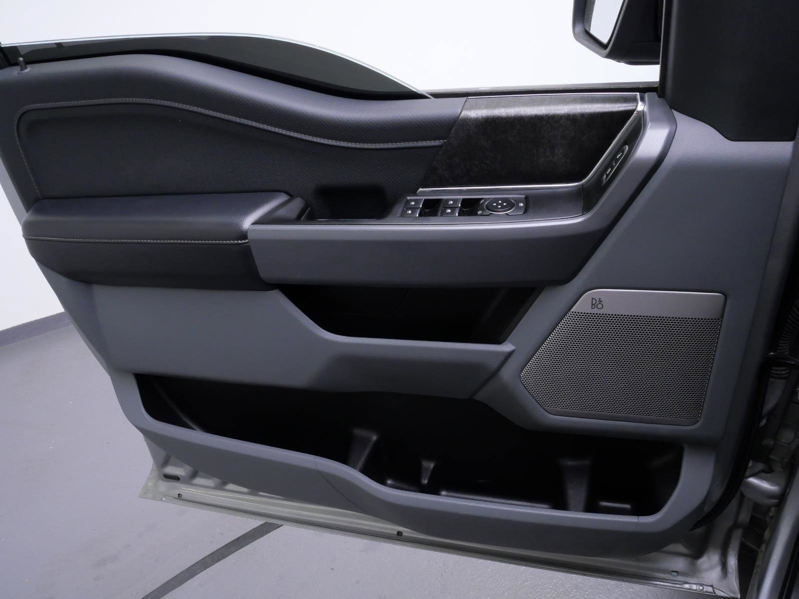 Used 2021  Ford XLT image 11