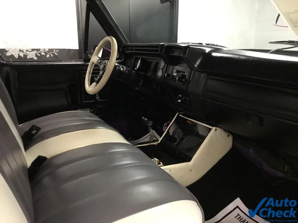 Used 1982 Purple Ford  image 24