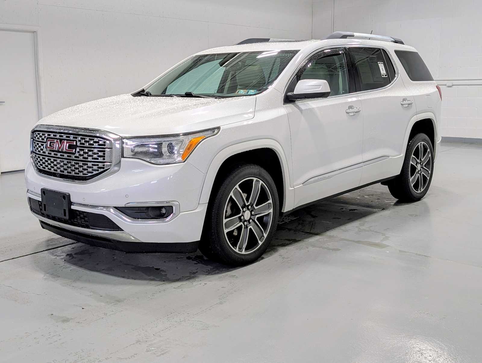 2018 GMC Acadia Denali AWD's photo