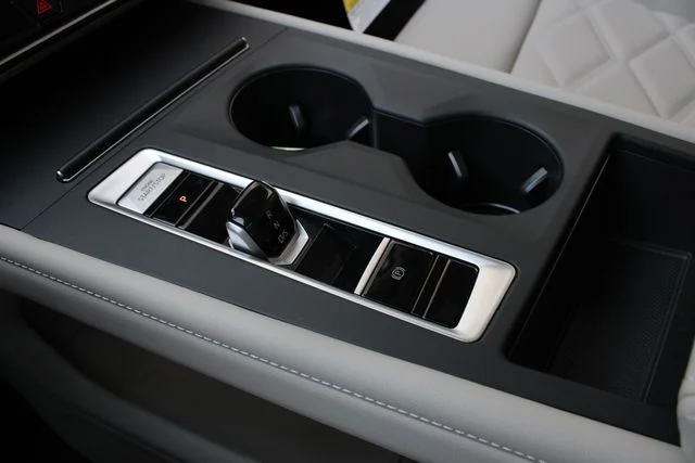 New 2026 White Volkswagen 2.0T SE image 16