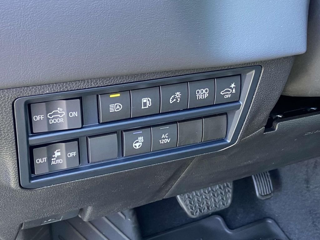 2025 Toyota Tundra Platinum - Photo 20