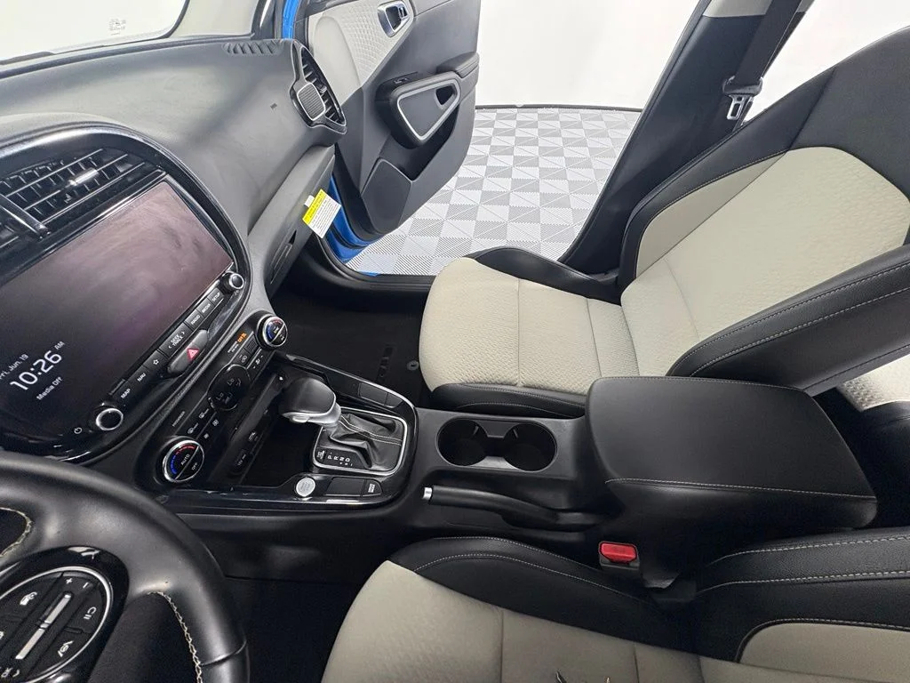 Used 2023 Blue Kia GT-Line image 26