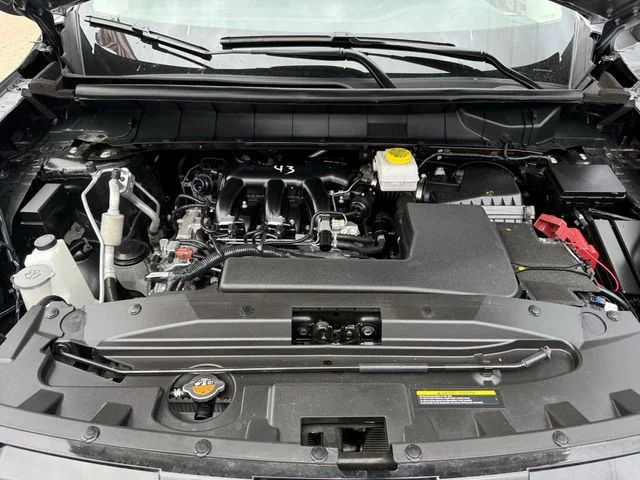 Used 2024 Gray Nissan SV image 26
