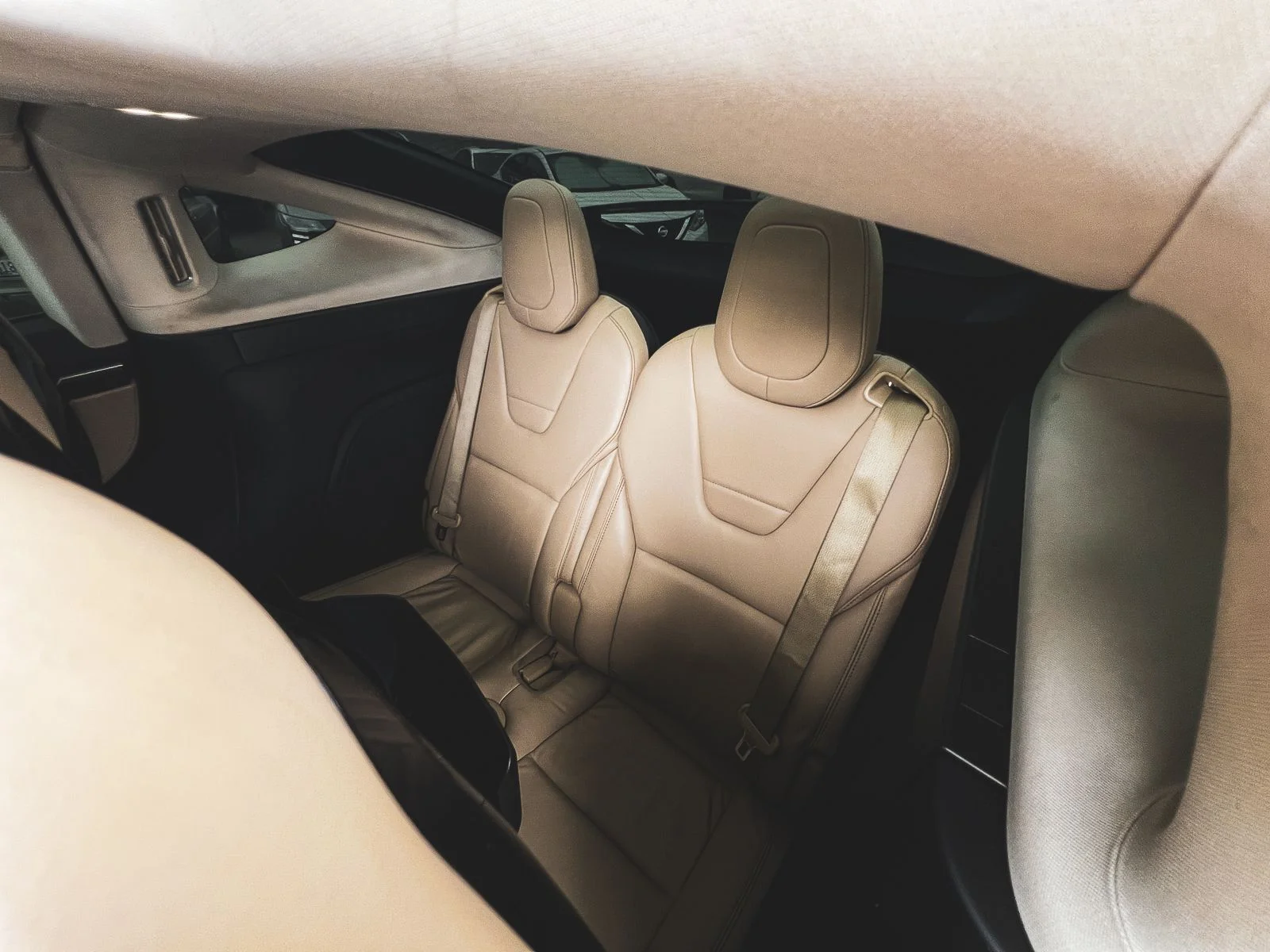 2016 Tesla Model X - Photo 18