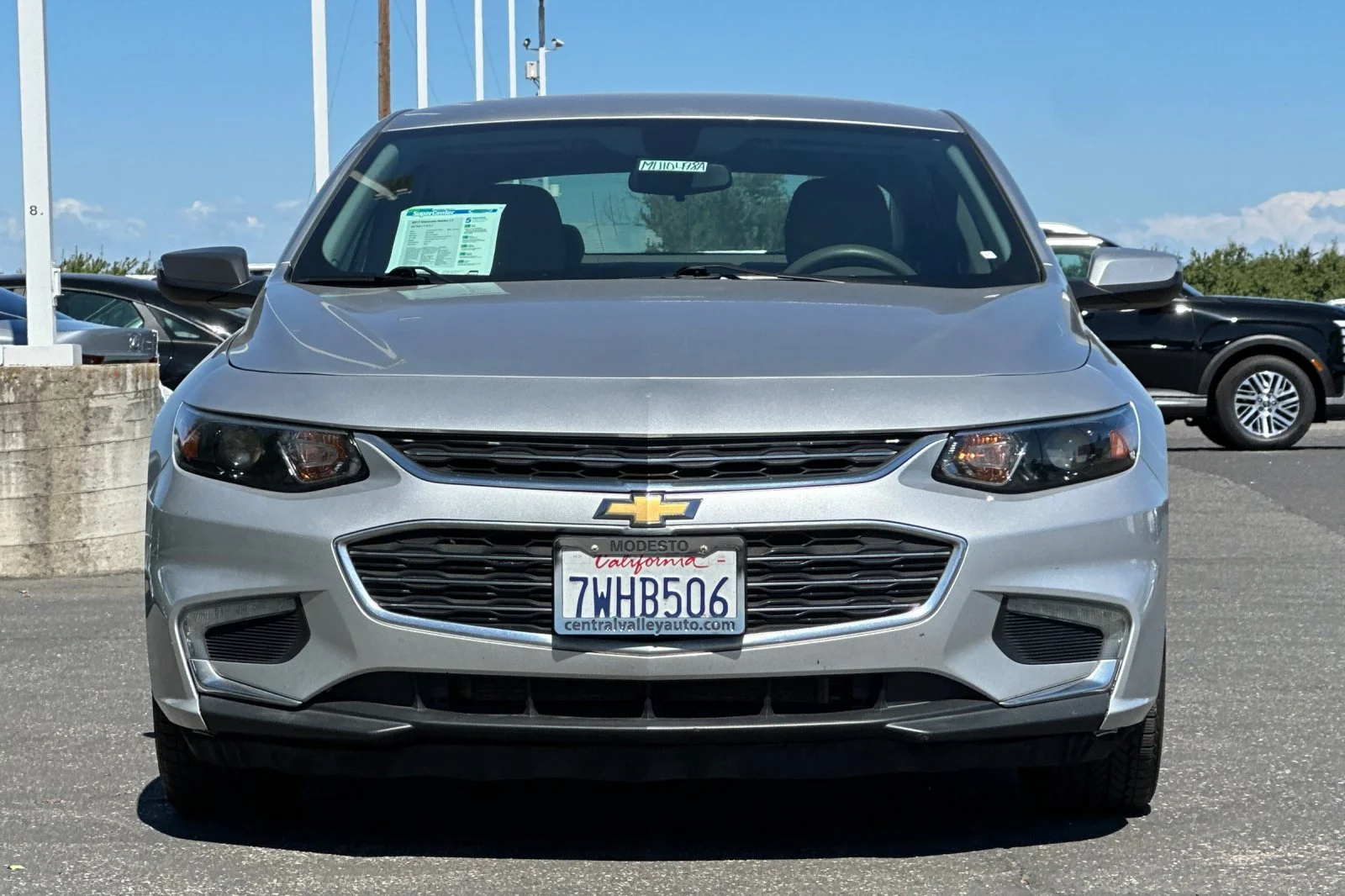 Used 2017 Silver Ice Metallic Chevrolet LT image 9