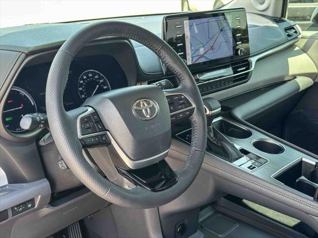 Certified Used 2021 CELESTIAL SILVER Toyota  image 11