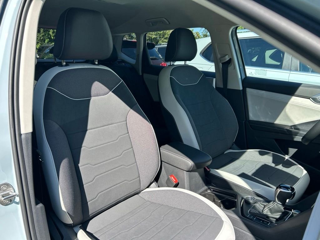 New 2026 Gray Volkswagen 1.5T SE image 43