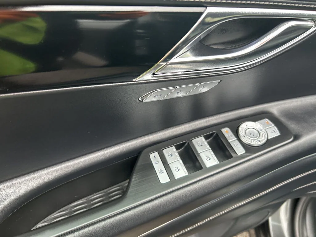 Used 2025 Gray Genesis 2.5T image 16