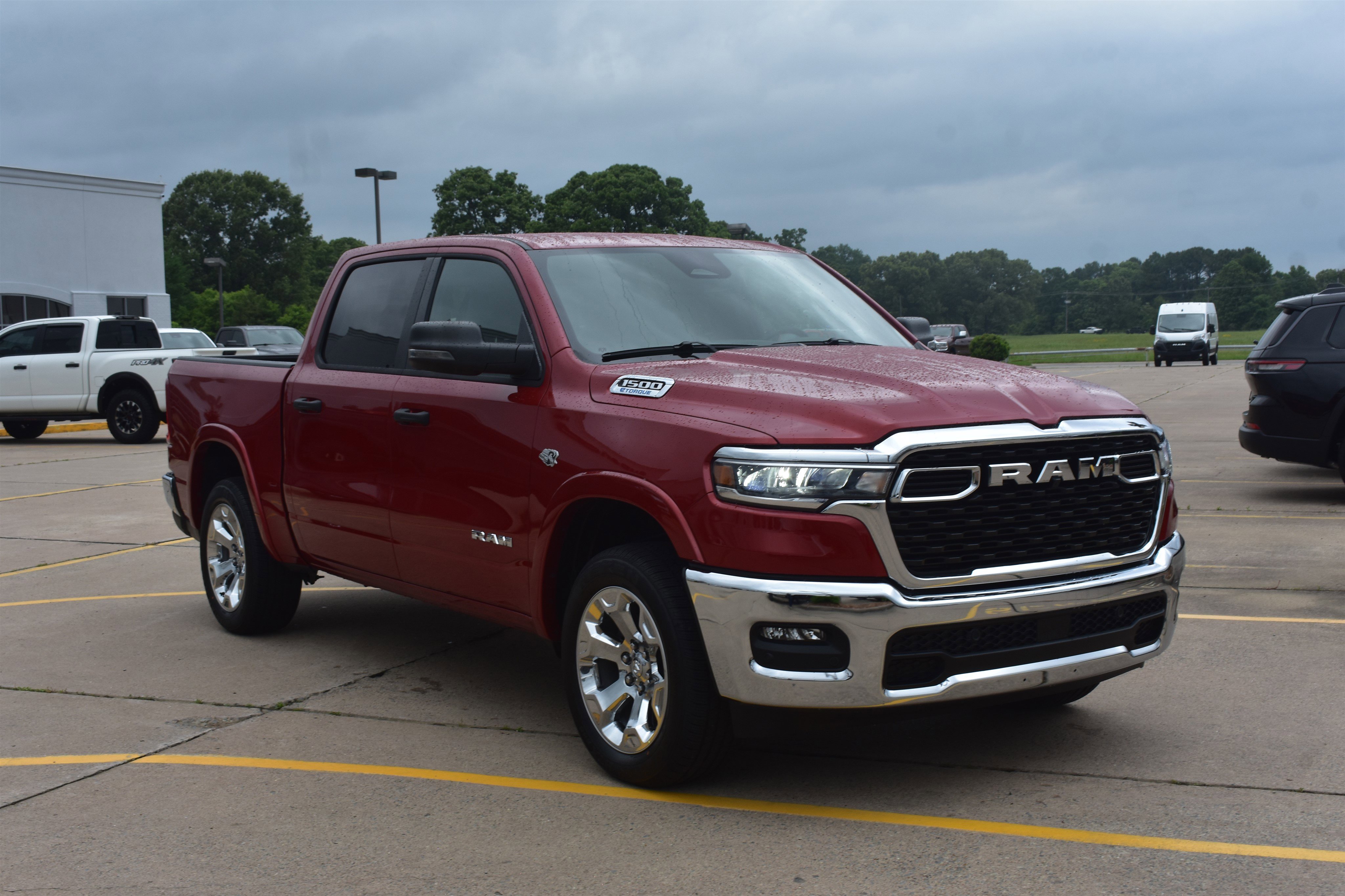 New 2026 Molten Red Pearl-Coat Exterior Paint RAM Big Horn image 3