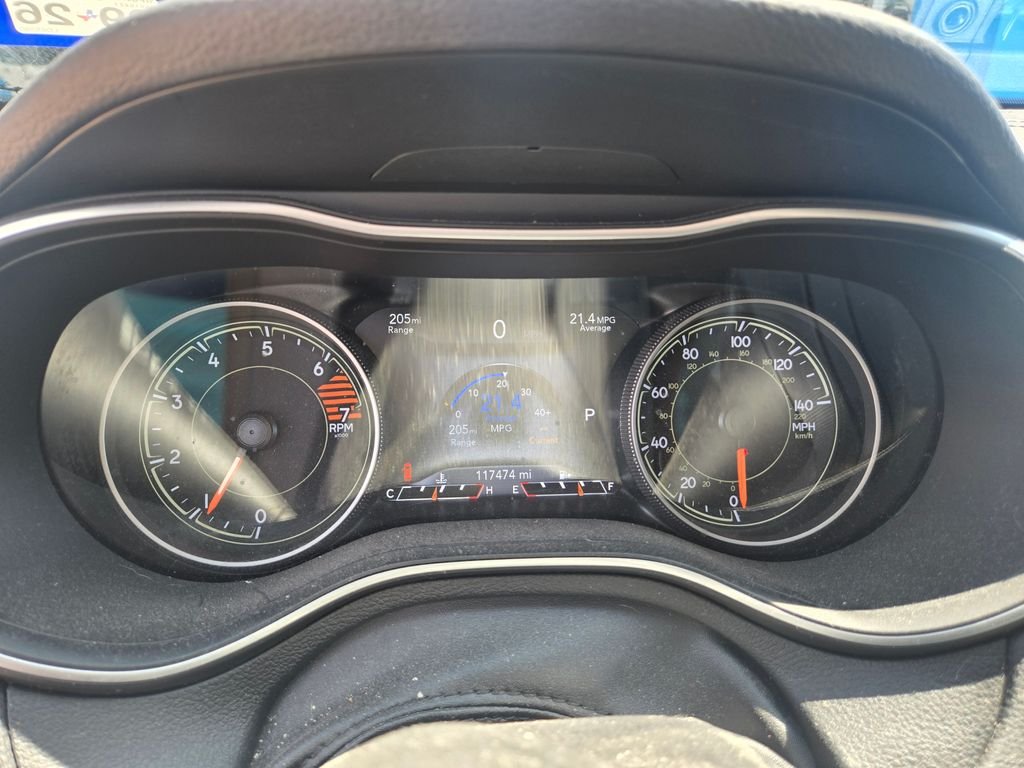 Used 2020 White Jeep Limited image 10