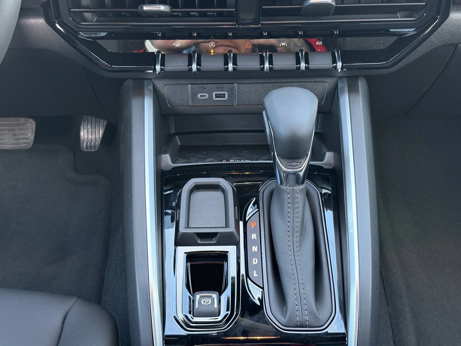 2026 Chevrolet Colorado LT - Photo 17