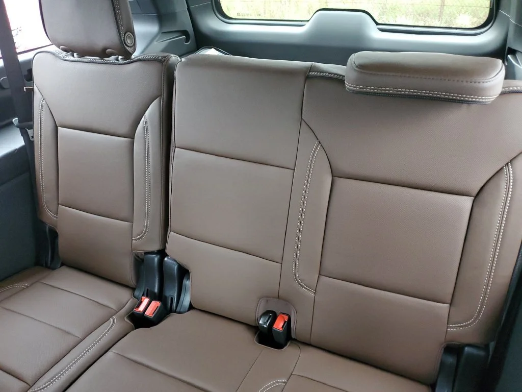 2027 Chevrolet Suburban High Country - Photo 21