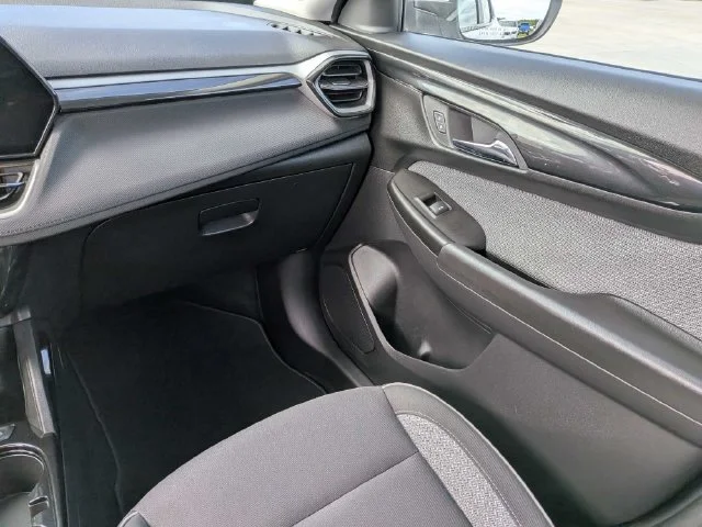 Used 2024 White Chevrolet LT image 16