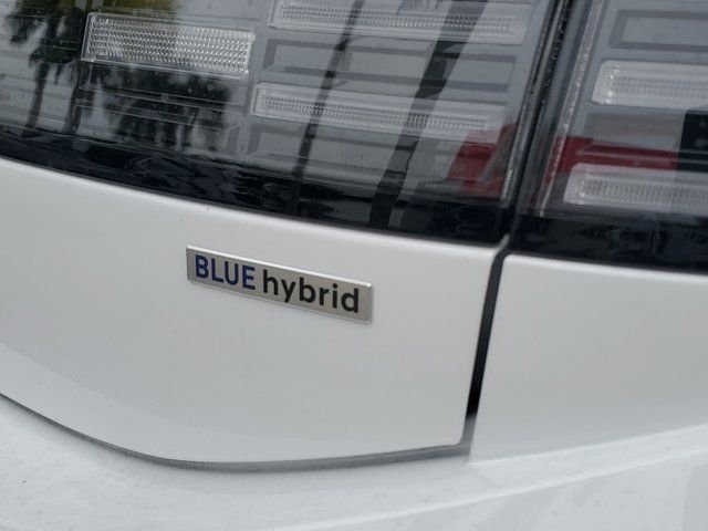 New 2026 White Hyundai Blue image 6