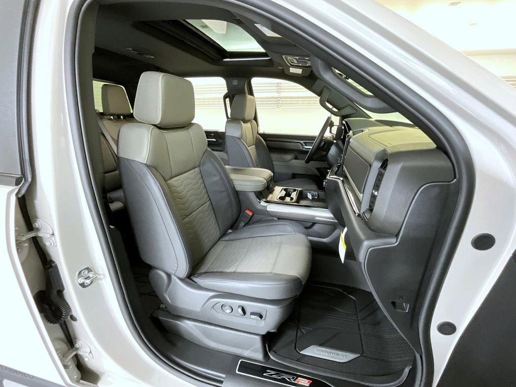 New 2026 White Sands Chevrolet ZR2 image 15
