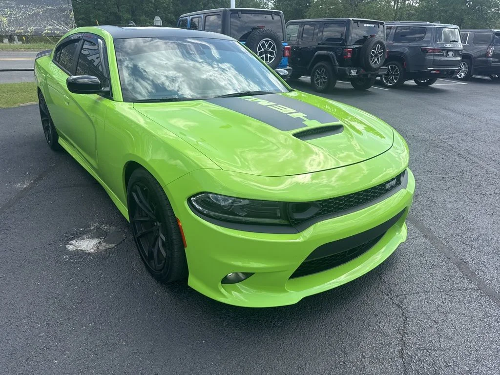 Used 2023 Green Dodge R/T Scat Pack image 3
