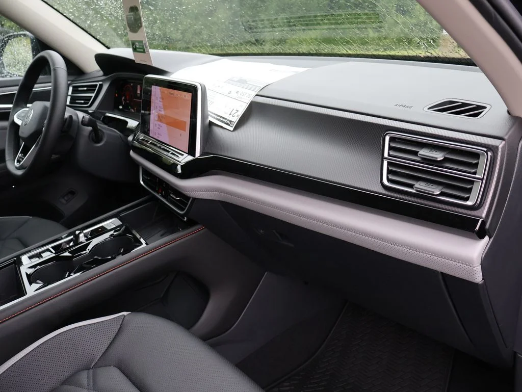 New 2026 Black Volkswagen 2.0T Peak Edition image 15