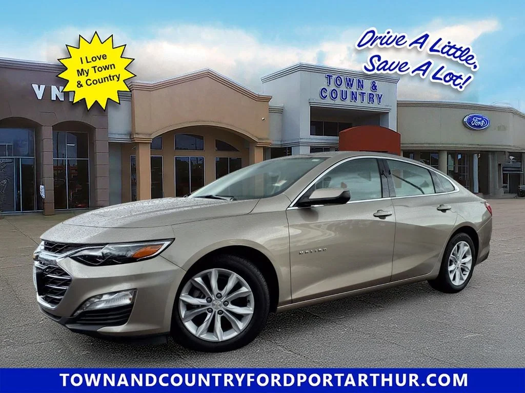 Used 2025 Gray Chevrolet LT image 1