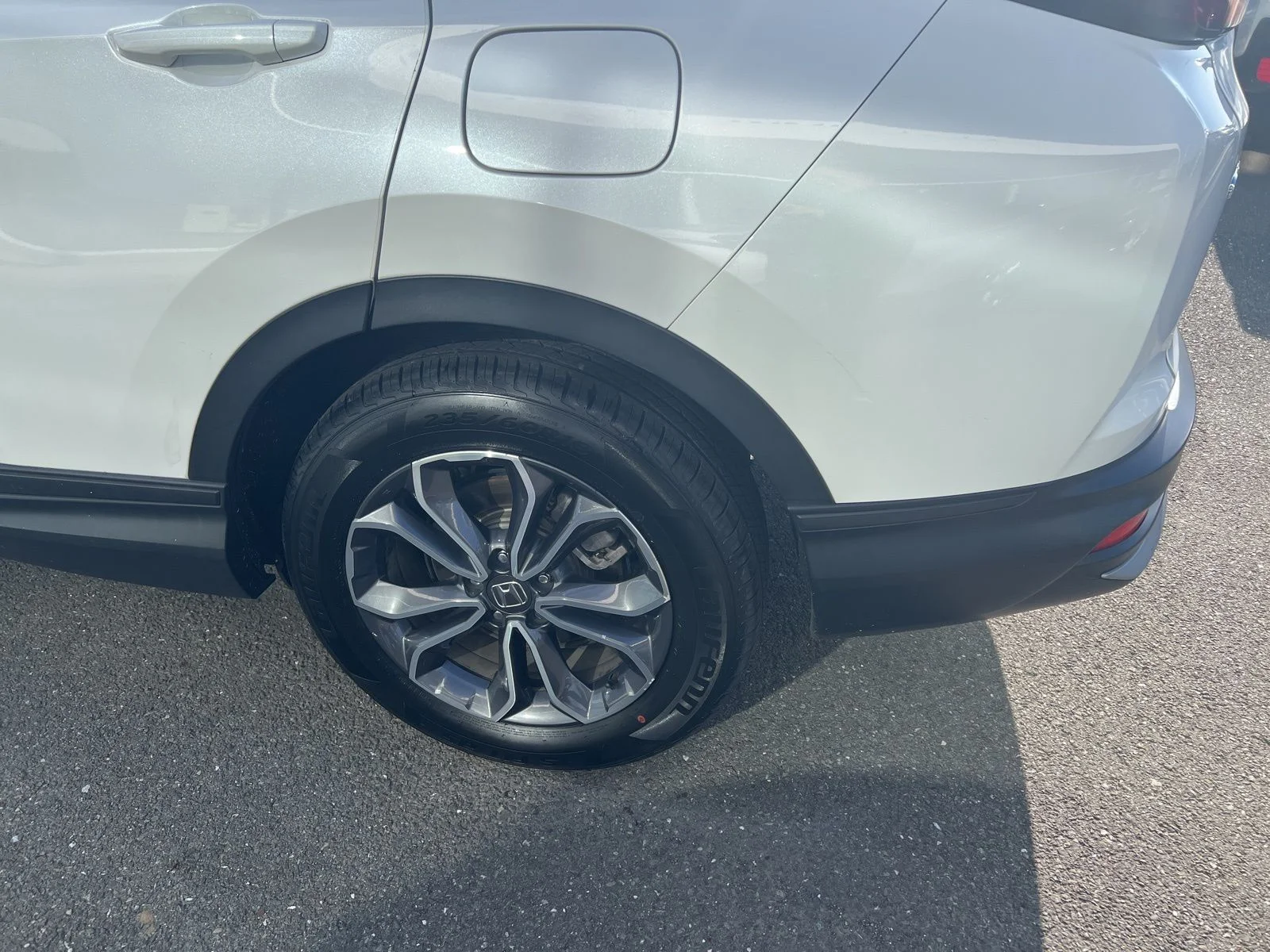 Used 2022  Honda EX image 11