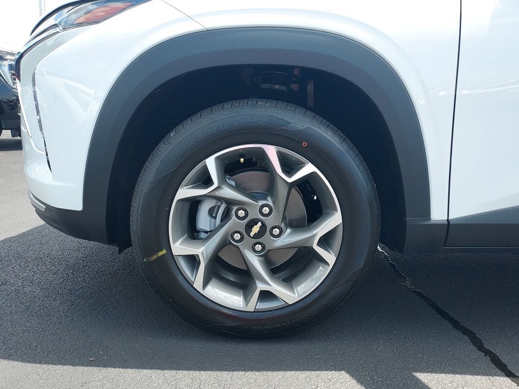 2026 Chevrolet Trax LT - Photo 24