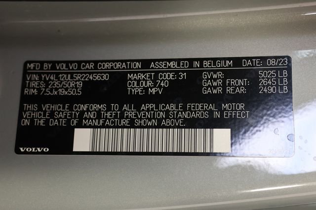 Used 2024 Gray Volvo B5 Plus Dark Theme image 29
