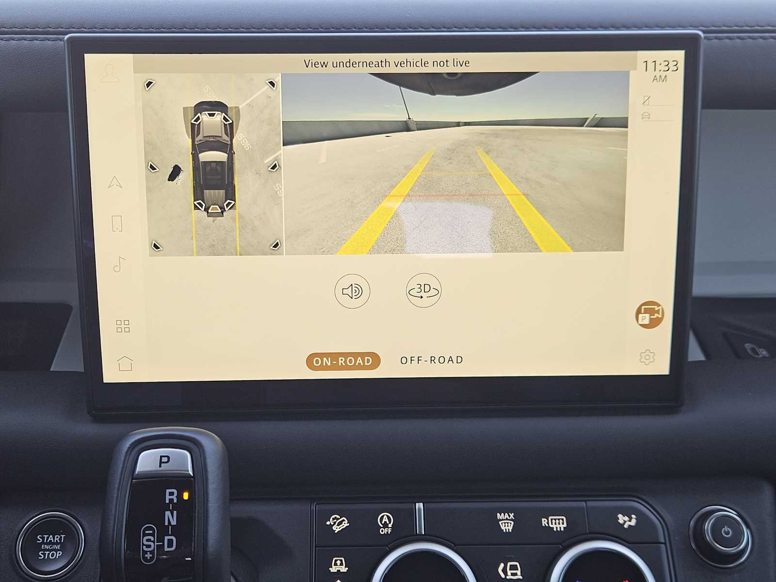 Certified Used 2025 Fuji White Land Rover S image 17