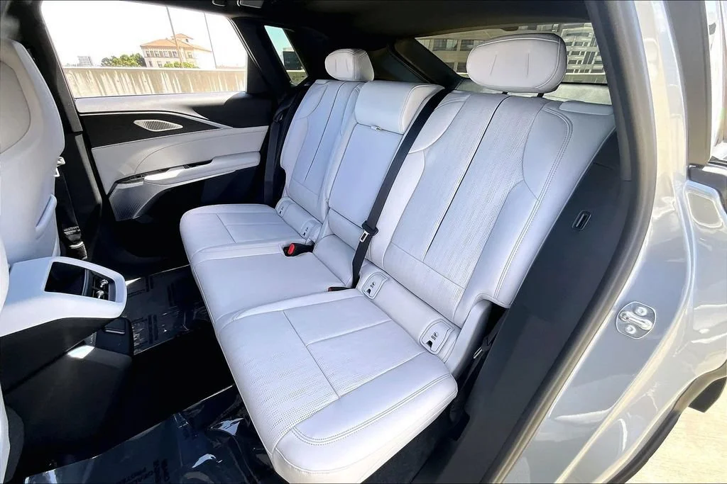 2026 Cadillac LYRIQ Premium Luxury - Photo 17
