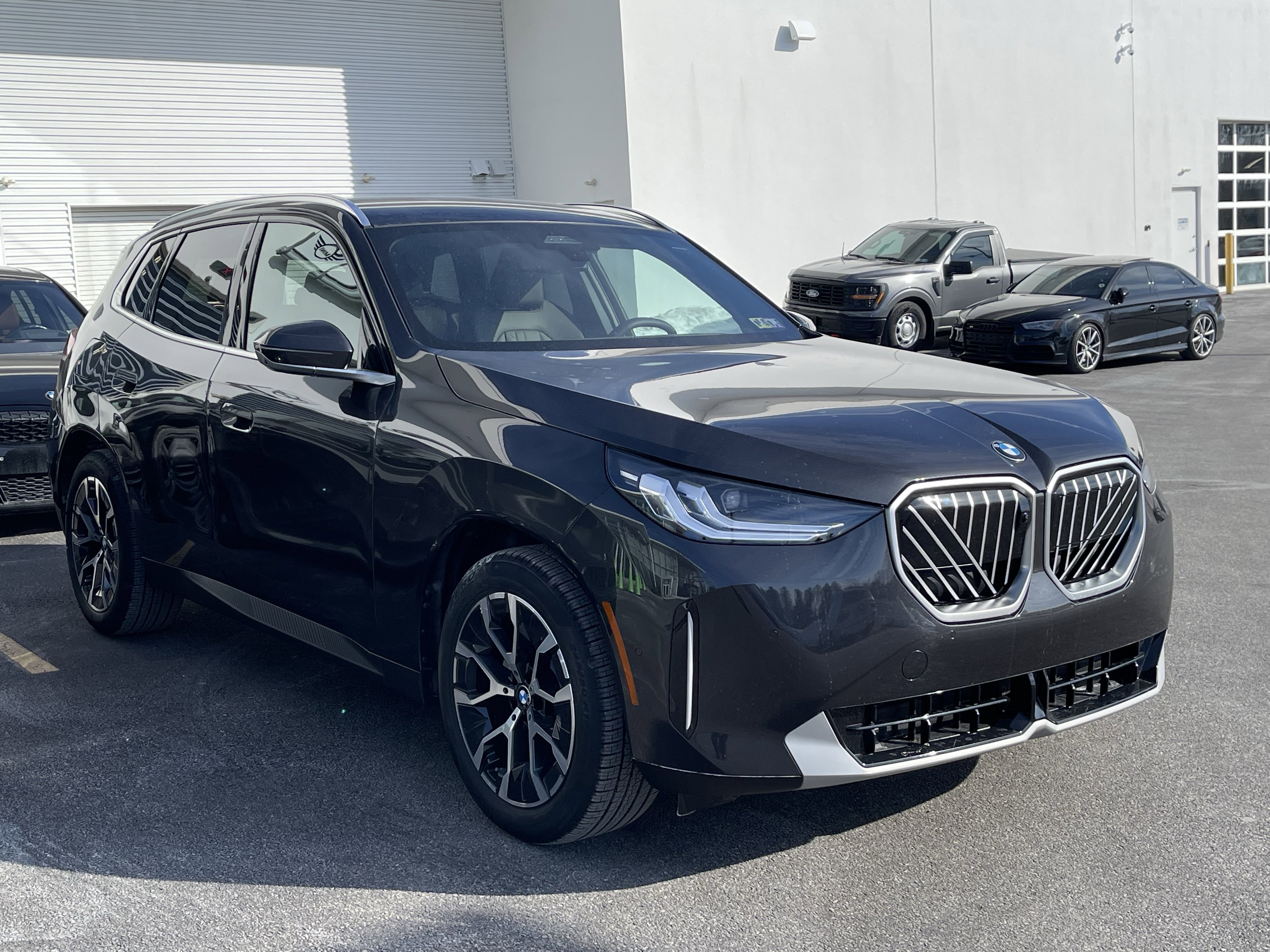 Used 2026 DARK GRAPHITE MET BMW 30 xDrive image 3