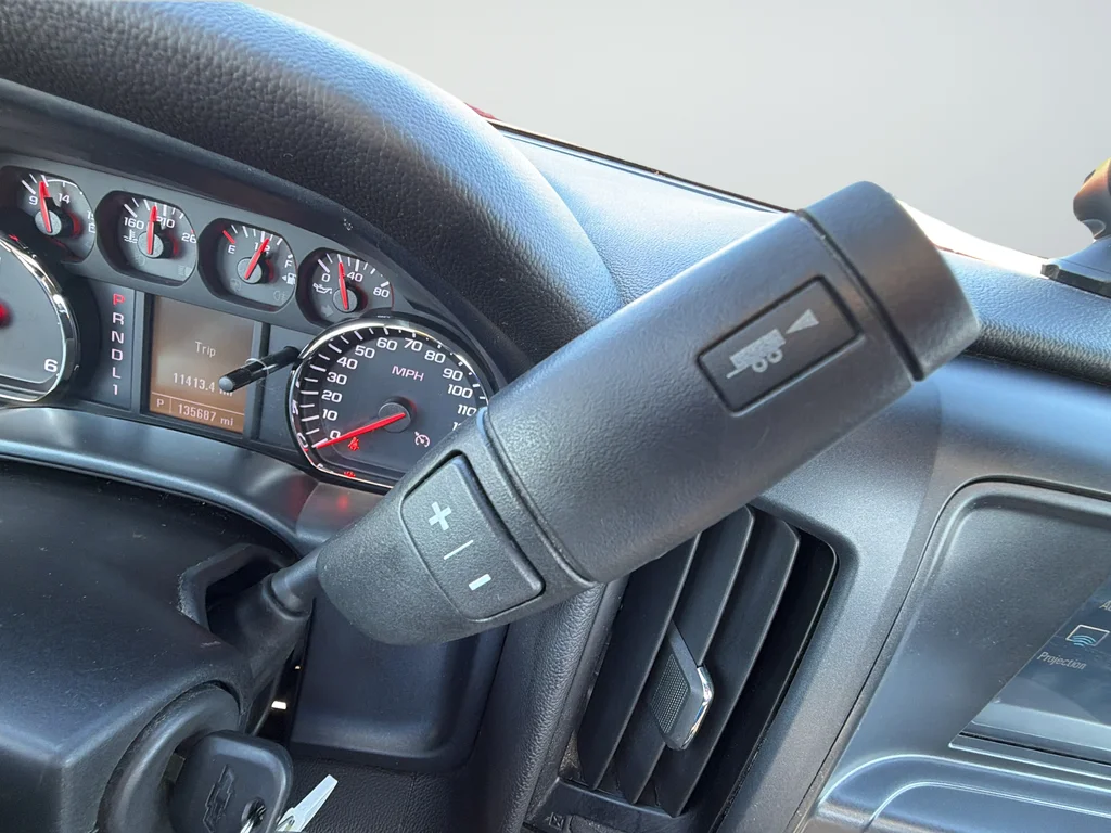Used 2018 Red Chevrolet Work Truck image 21