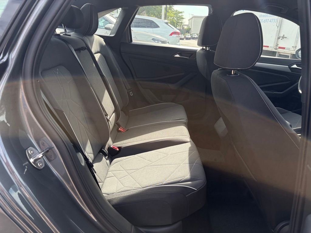 New 2026 Platinum Gray Metallic Volkswagen 1.5T Sport image 18