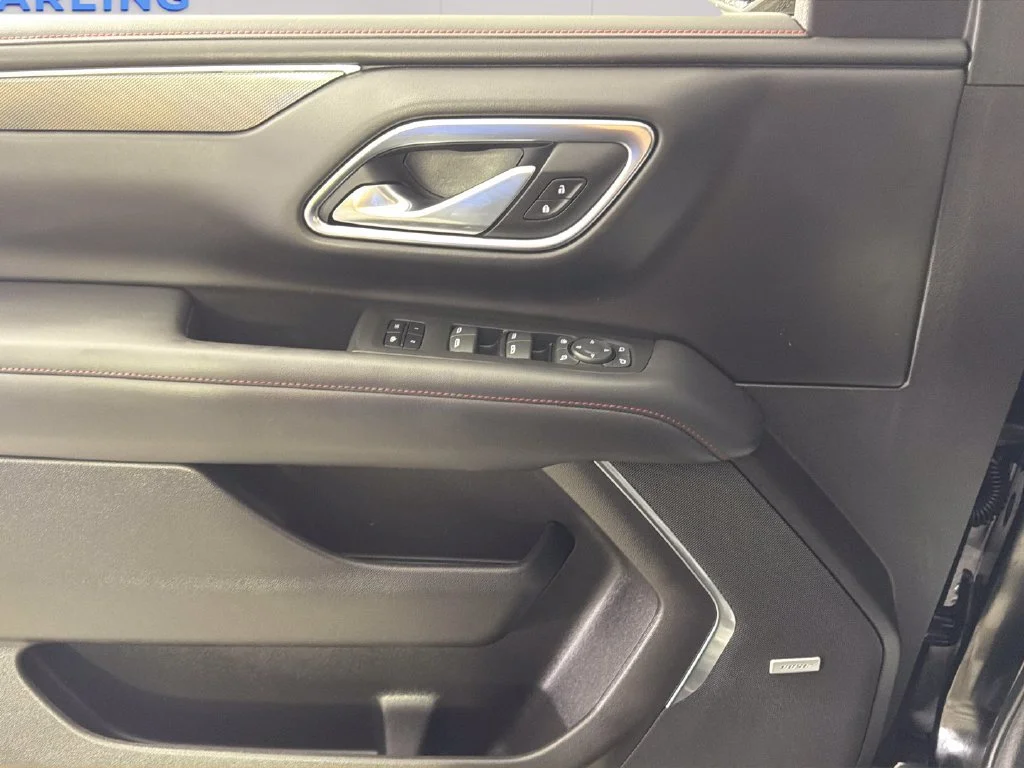 Used 2021 BLACK Chevrolet RST image 26