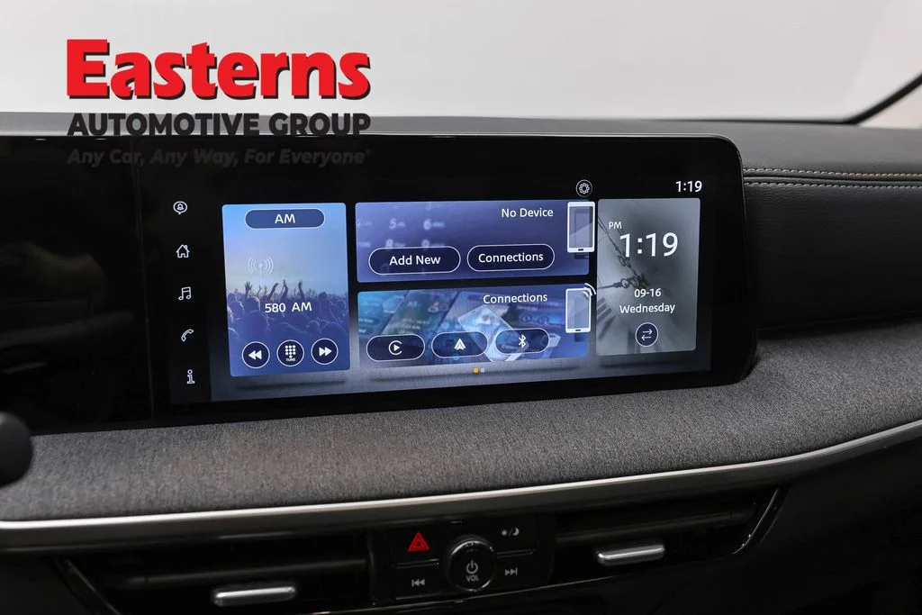 Used 2025 White Nissan SV image 19