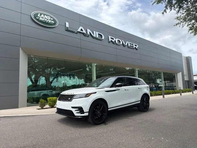2026 Land Rover Range Rover Velar P400 Dynamic SE's photo