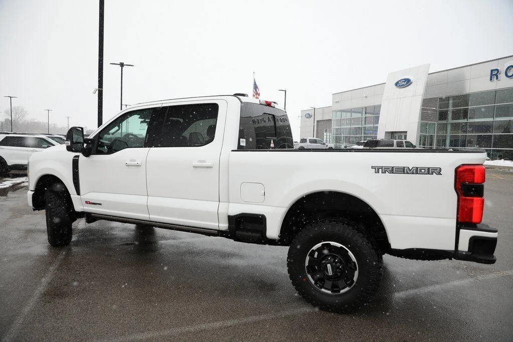 New 2026 Star White Metallic Tri-Coat Ford F-250® Platinum® image 20