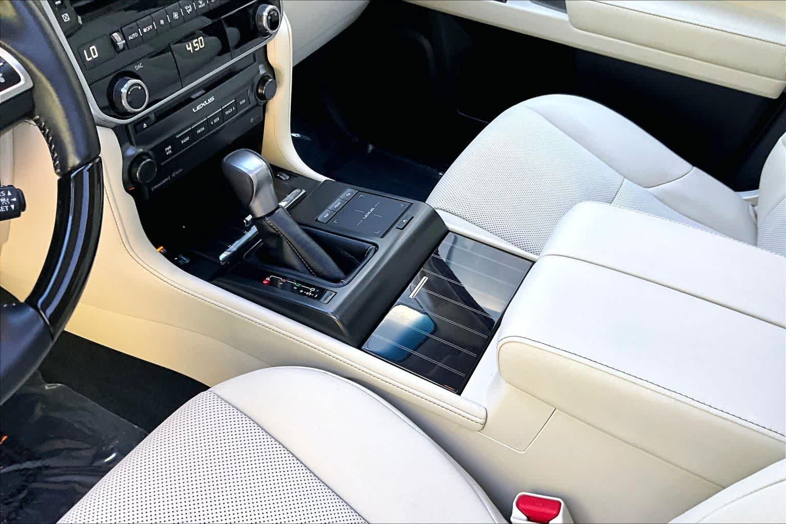 2023 Lexus GX PREMIUM - Photo 16