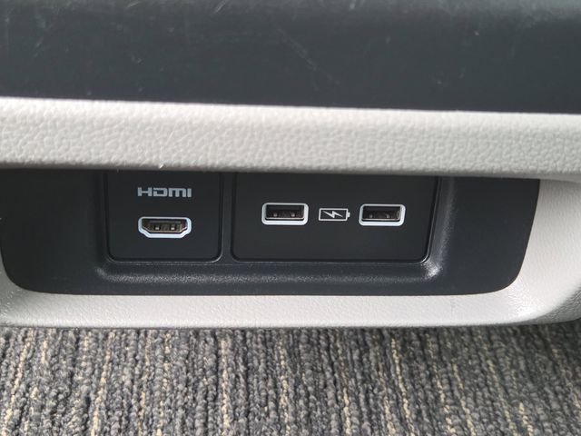 Used 2023 Obsidian Blue Pearl Honda Touring image 15