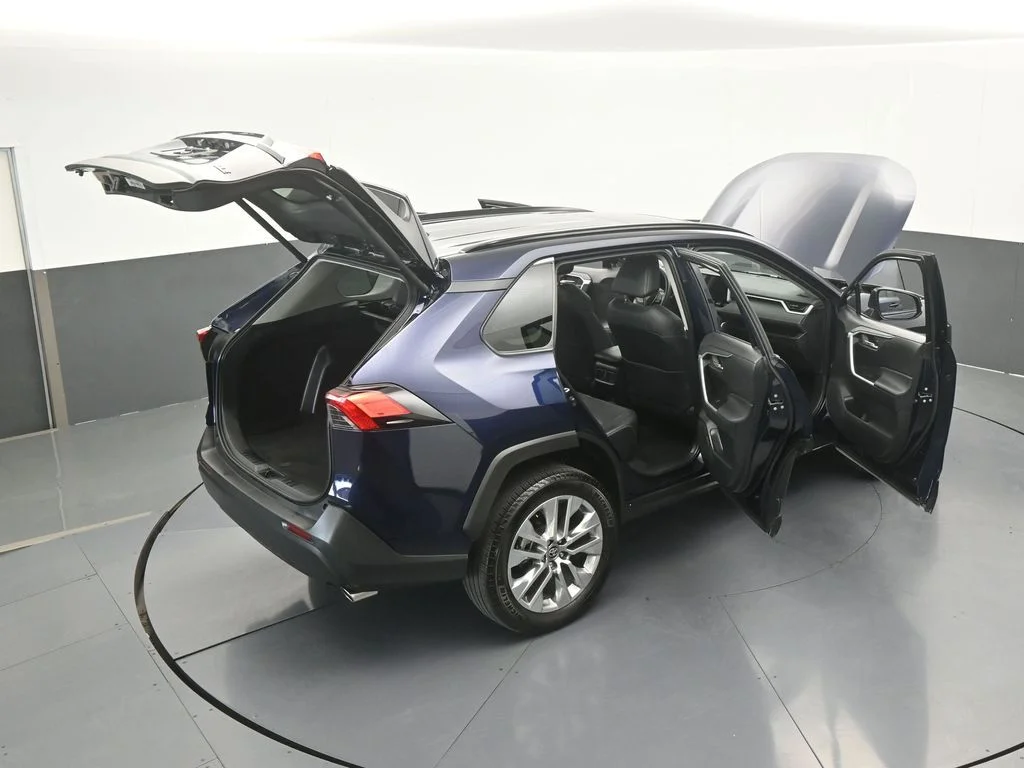 Used 2025 Blueprint Toyota XLE Premium image 69