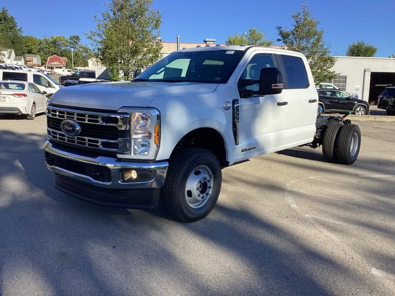 New 2026 White Ford XL image 3