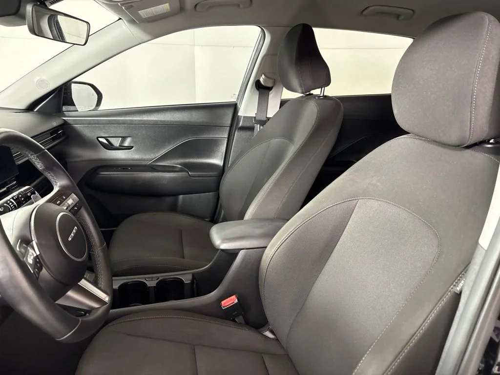 Used 2024 Black Hyundai SEL image 24