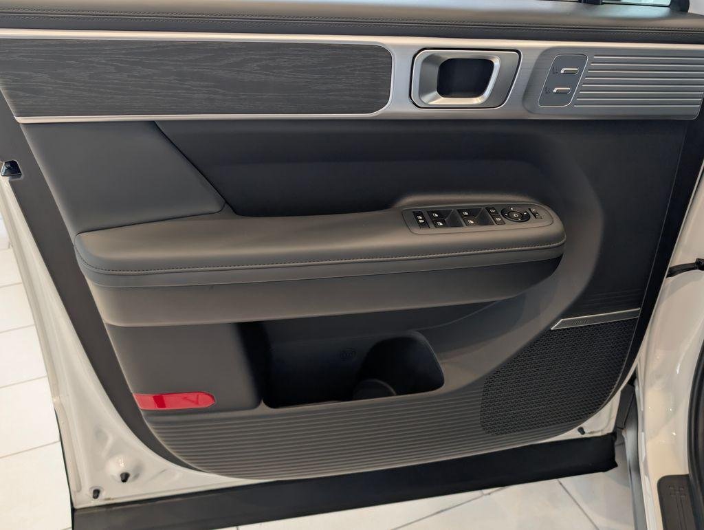 2026 Hyundai Santa Fe Limited - Photo 14