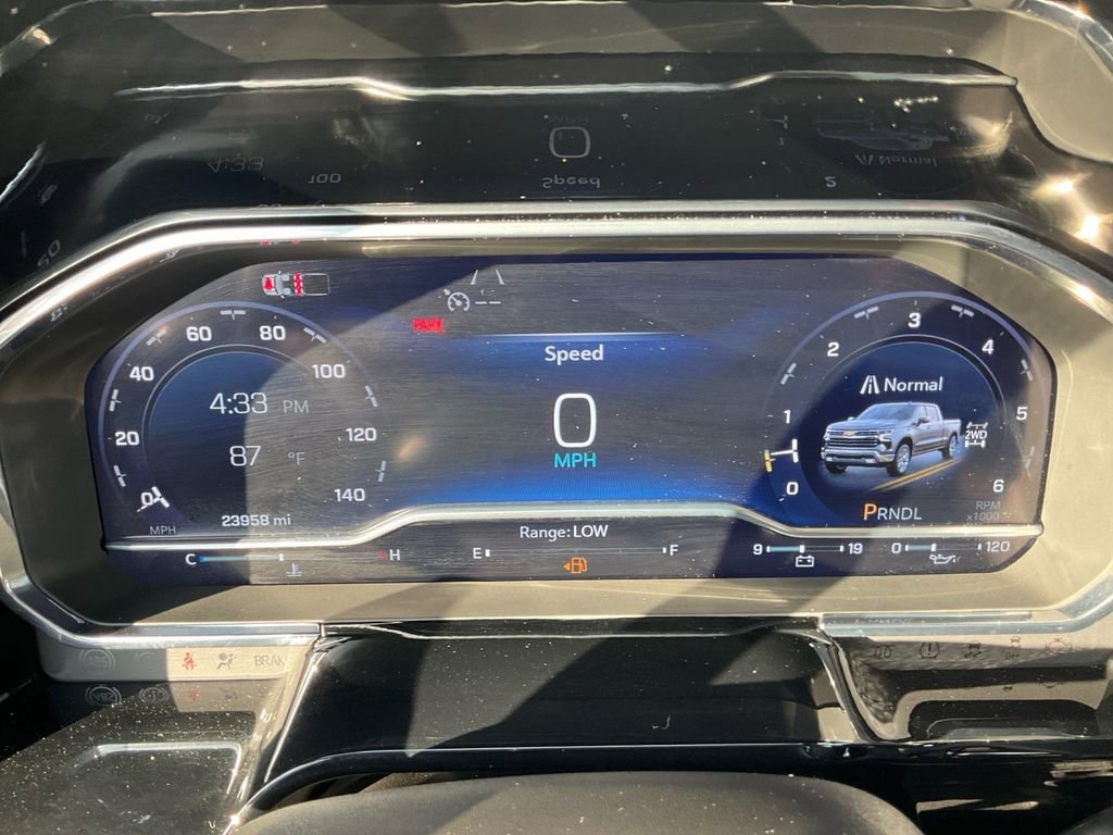 2024 Chevrolet Silverado 1500 RST - Photo 17