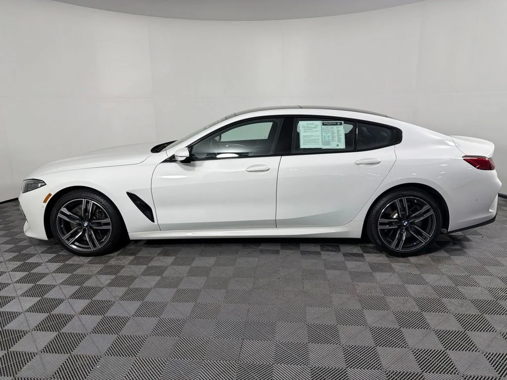 2026 BMW 8 Series 840i - Photo 8