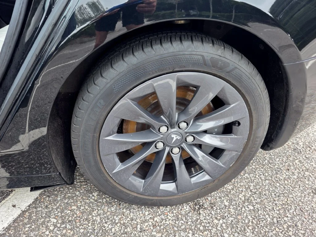 Used 2019 Black Tesla 100D image 26