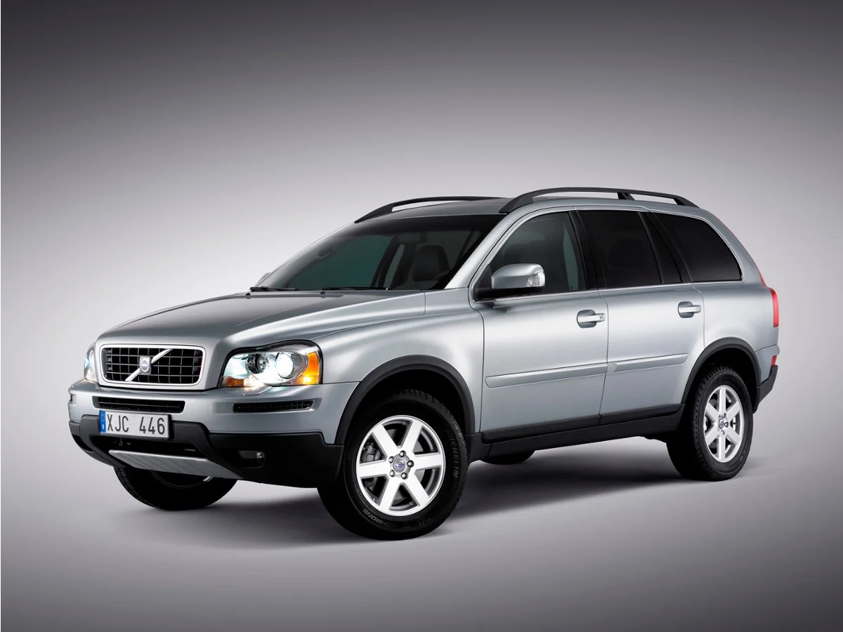 Used 2007  Volvo 3.2 image 1