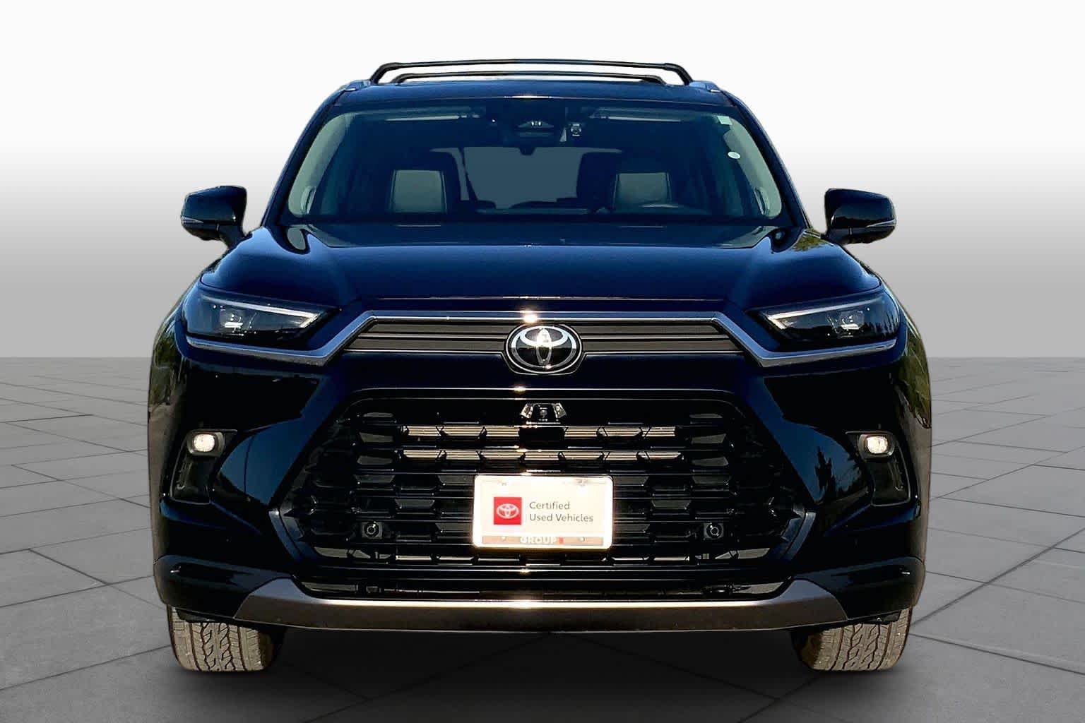 Used 2026 Midnight Black Metallic Toyota Platinum image 4