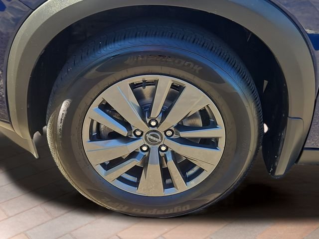 Used 2024 Deep Ocean Blue Nissan SV image 27