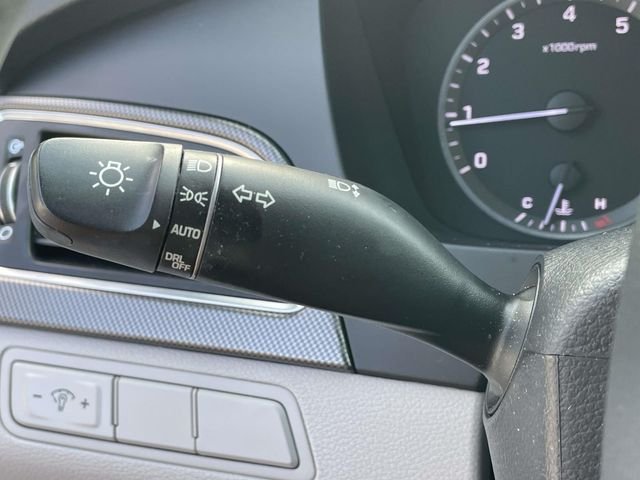 Used 2017 Silver Hyundai Sport image 25