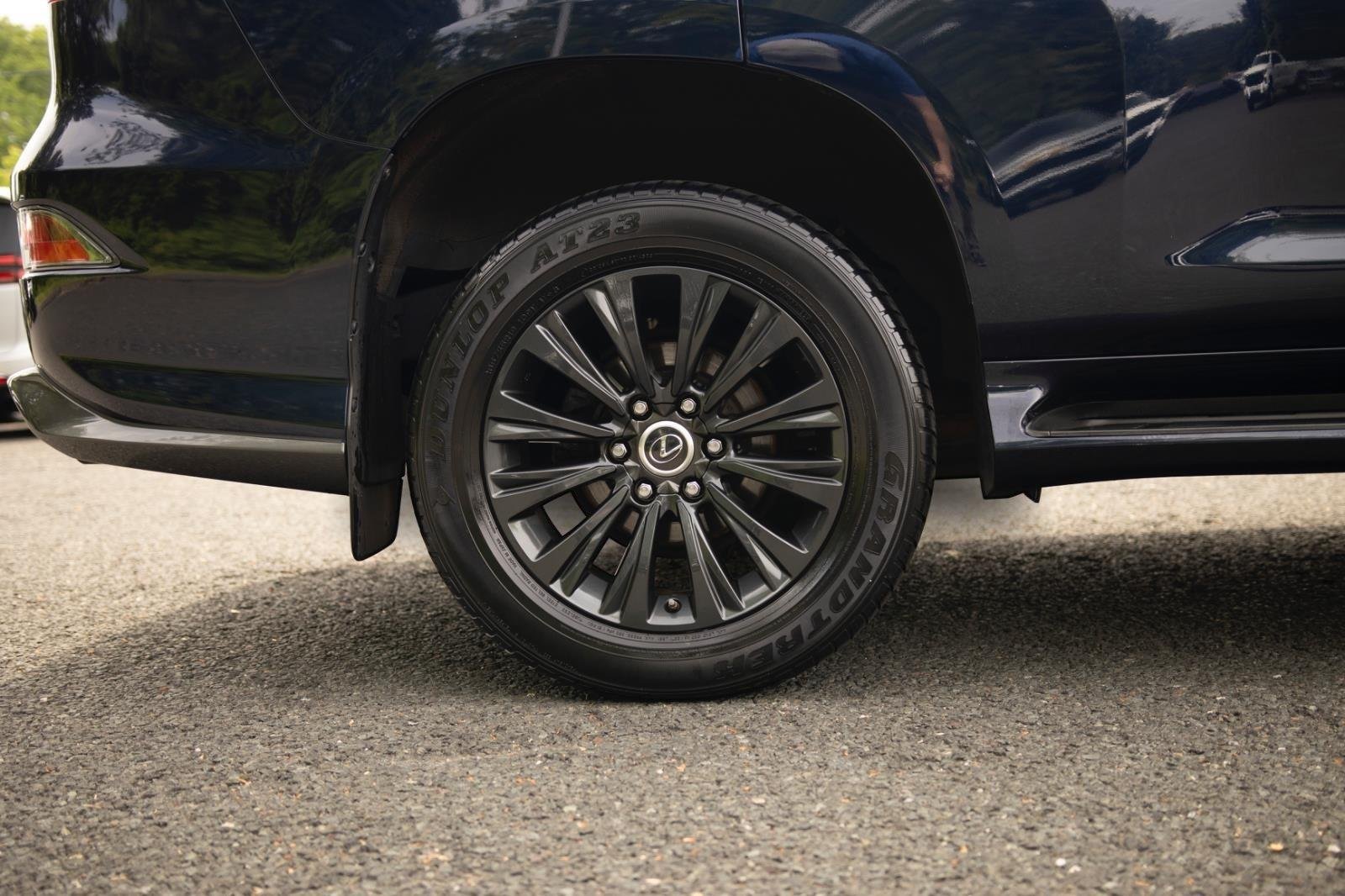 Used 2022 Blue Lexus GX 460 Premium image 37