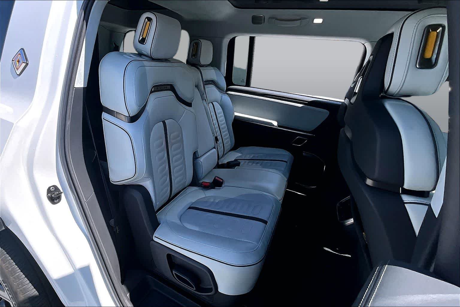 Used 2024 Glacier White Rivian Adventure image 18