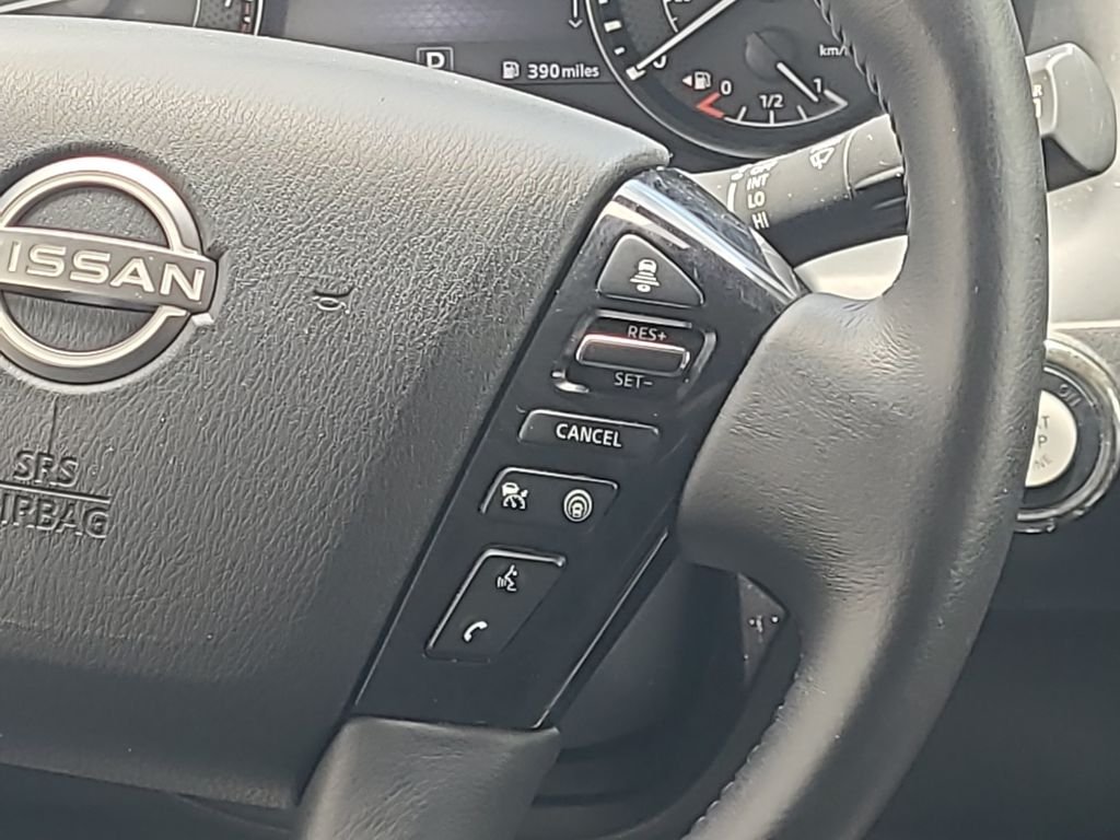 Used 2022 Blue Nissan SL image 22